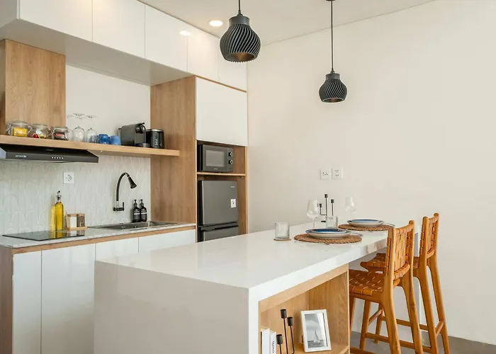 Villa Brand New 1 Bedroom Chic With Cinema - 6mins To Nusa Dua (Bali)
