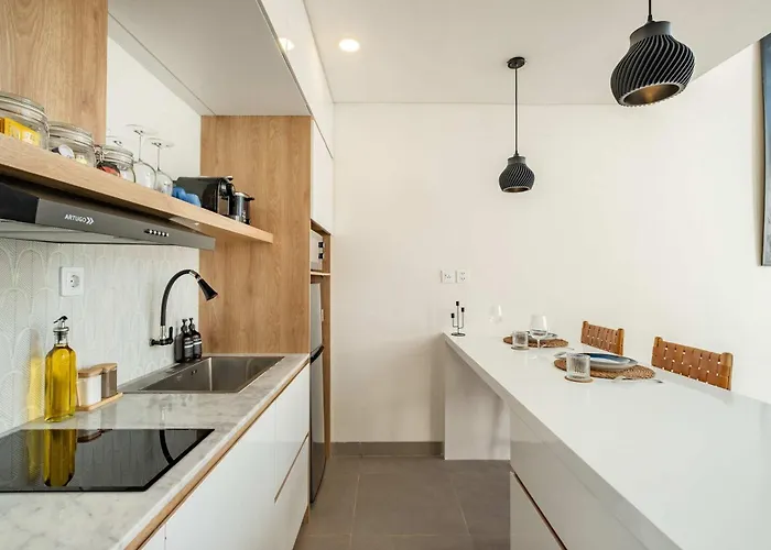 Villa Brand New 1 Bedroom Chic With Cinema - 6mins To Nusa Dua (Bali)
