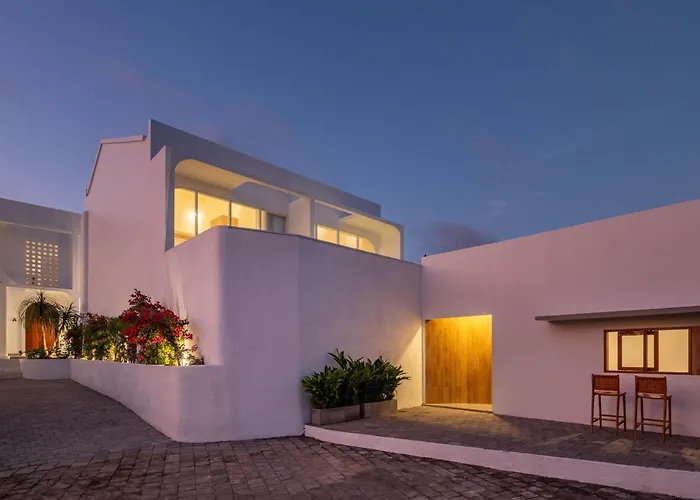 Villa Brand New 1 Bedroom Chic With Cinema - 6mins To *
